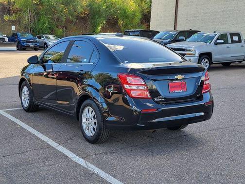 2020 Chevrolet Sonic FWD Sedan LT