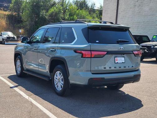 2025 Toyota Sequoia SR5