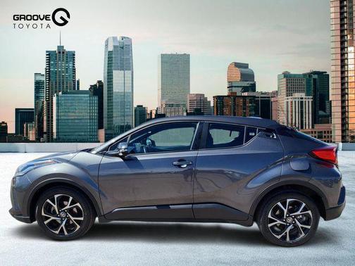 Magnetic Gray Metallic 2022 Toyota C-HR XLE