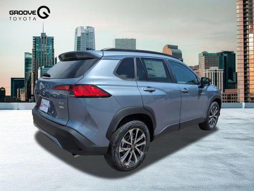 2025 Toyota Corolla Cross XLE