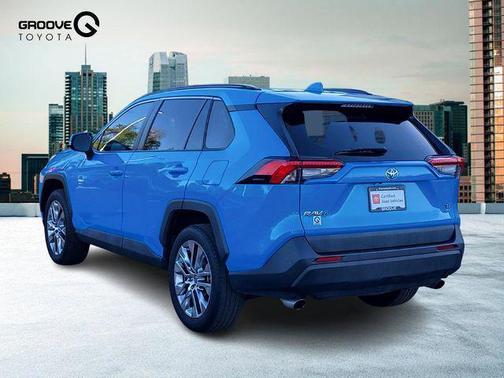 2021 Toyota RAV4 XLE Premium