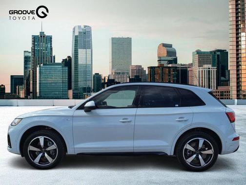 2023 Audi Q5 45 S line Prestige