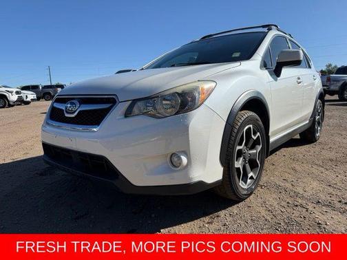 Satin White Pearl 2014 Subaru XV Crosstrek 2.0i Premium