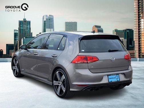 2016 Volkswagen Golf R 4-Door w/DCC & Navigation