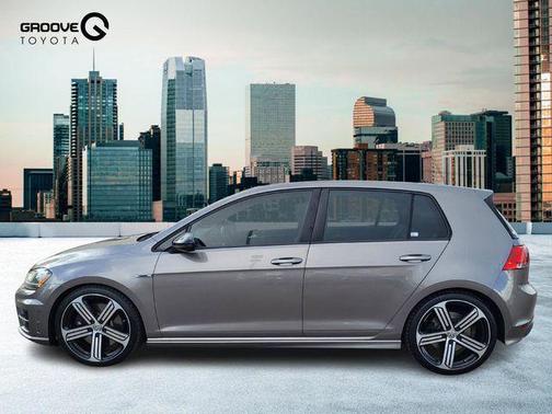 2016 Volkswagen Golf R 4-Door w/DCC & Navigation