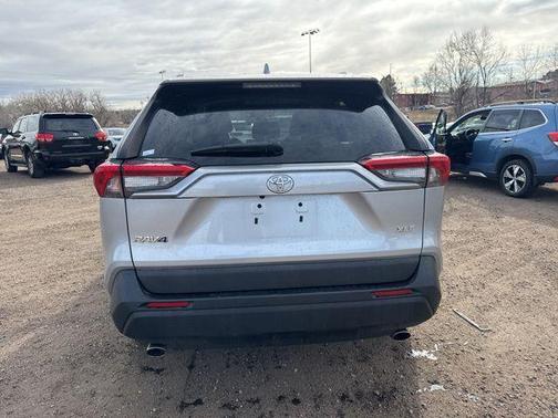 2022 Toyota RAV4 XLE