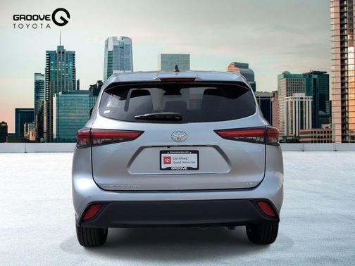 2023 Toyota Highlander LE