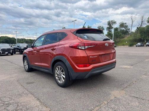 2016 Hyundai TUCSON SE
