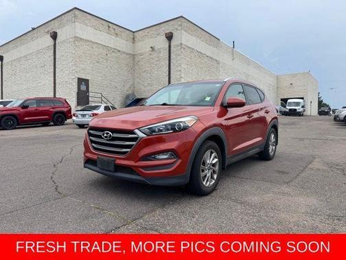 2016 Hyundai TUCSON SE