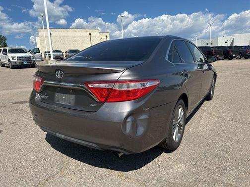 2015 Toyota Camry SE