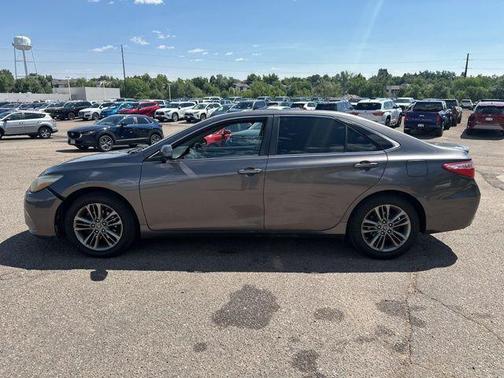 2015 Toyota Camry SE
