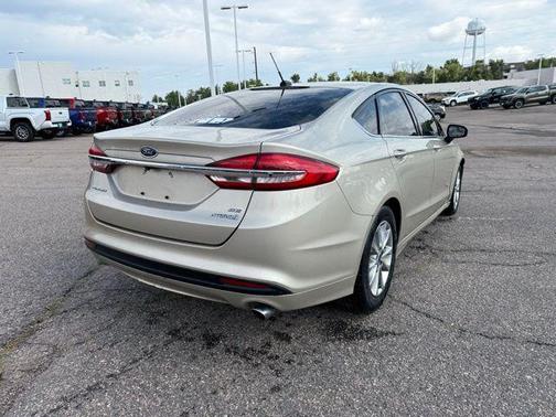 2017 Ford Fusion Hybrid SE