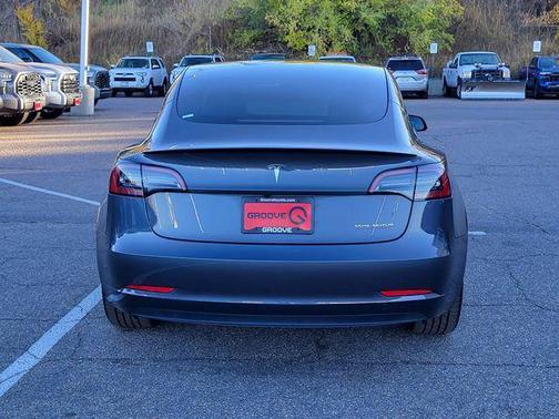 2023 Tesla Model 3 Performance