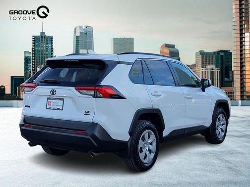 2019 Toyota RAV4 LE
