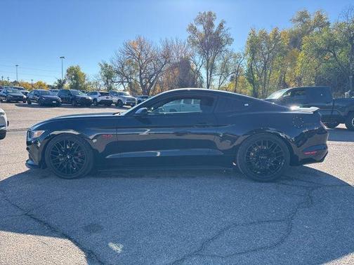 2017 Ford Mustang GT Premium