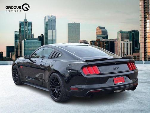 2017 Ford Mustang GT Premium