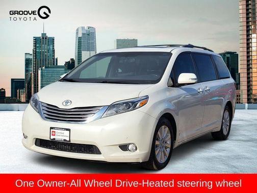 Blizzard Pearl 2015 Toyota Sienna Limited