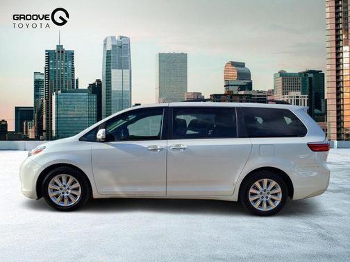 Blizzard Pearl 2015 Toyota Sienna Limited