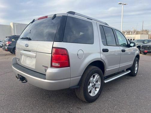 2005 Ford Explorer XLT