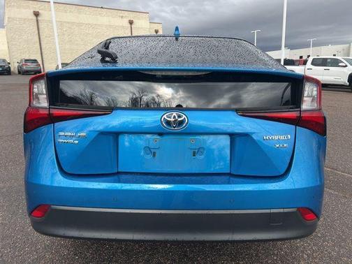 2021 Toyota Prius XLE