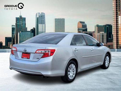 2012 Toyota Camry Hybrid LE