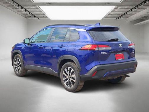 Blue Crush Metallic 2024 Toyota Corolla Cross XLE