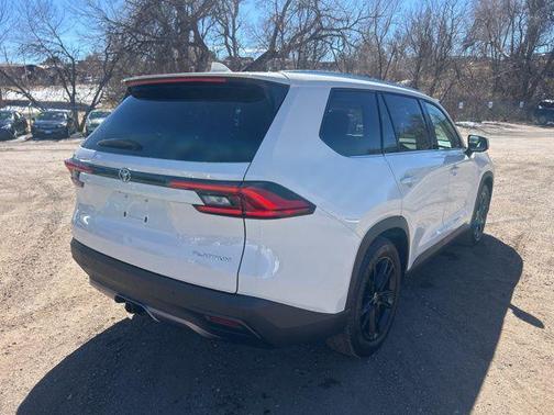 2024 Toyota Grand Highlander Platinum