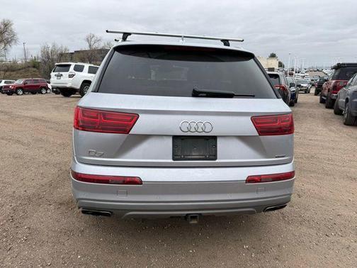 Florett Silver Metallic 2019 Audi Q7 55 Premium Plus