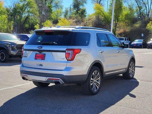 2017 Ford Explorer Platinum