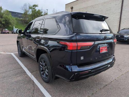 2025 Toyota Sequoia Platinum