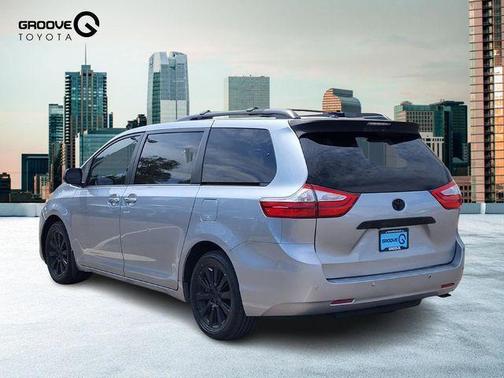 2015 Toyota Sienna XLE Premium
