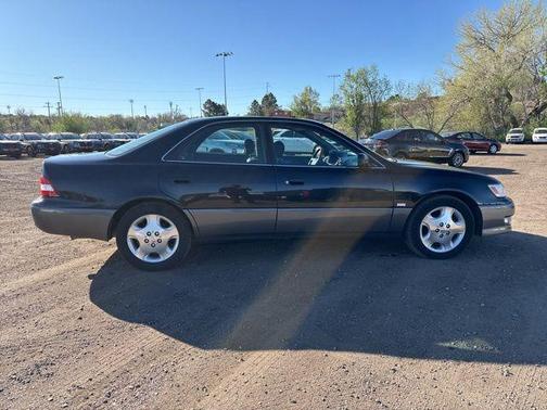 2000 Lexus ES 300 Base