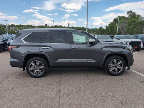 2025 Toyota Sequoia Base