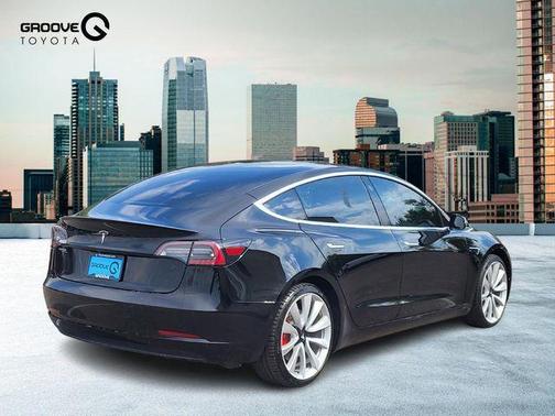 2018 Tesla Model 3 Performance