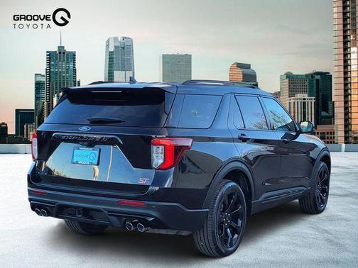 2023 Ford Explorer ST