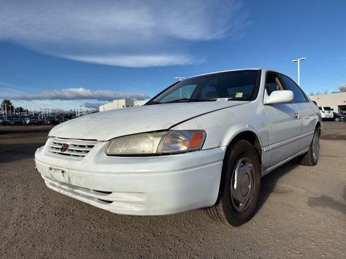 1998 Toyota Camry LE