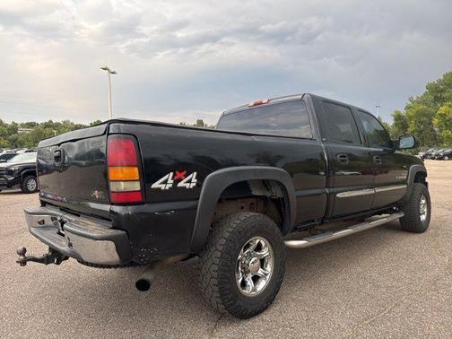 2004 GMC Sierra 2500 SLT H/D Crew Cab