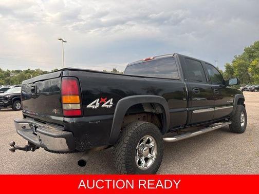 2004 GMC Sierra 2500 SLT H/D Crew Cab