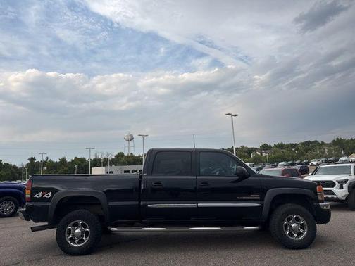 2004 GMC Sierra 2500 SLT H/D Crew Cab