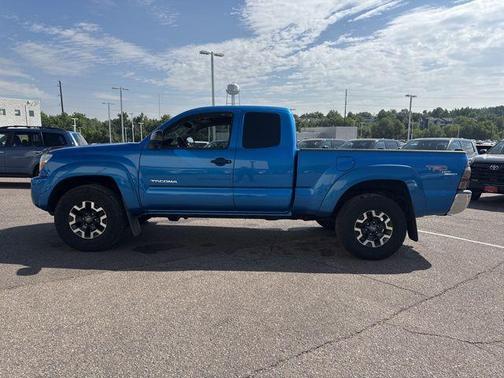 2005 Toyota Tacoma Base