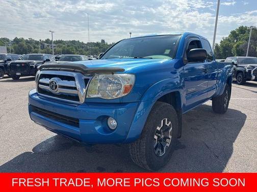 2005 Toyota Tacoma Base