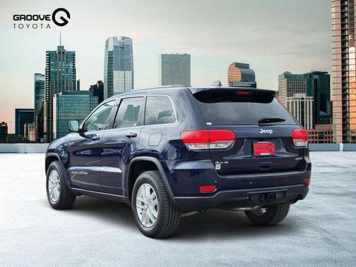 True Blue Pearlcoat 2017 Jeep Grand Cherokee Laredo