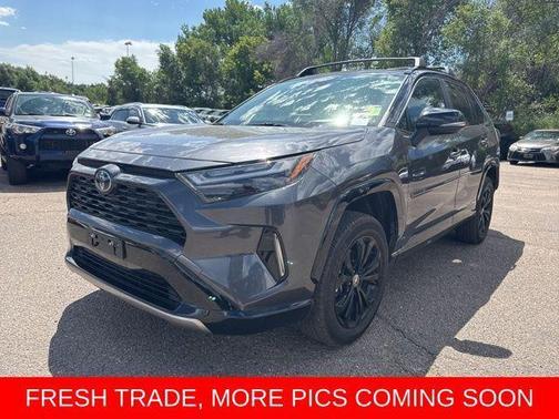2023 Toyota RAV4 Hybrid SE
