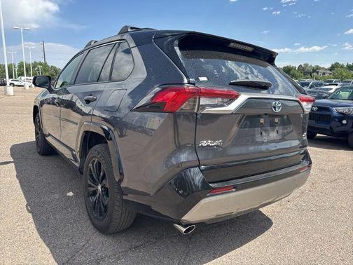 2023 Toyota RAV4 Hybrid SE