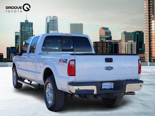 Oxford White 2016 Ford F-350 Lariat