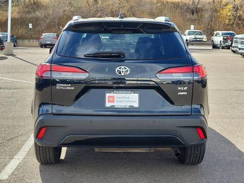 2023 Toyota Corolla Cross XLE