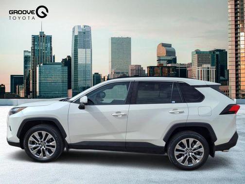 2022 Toyota RAV4 XLE Premium