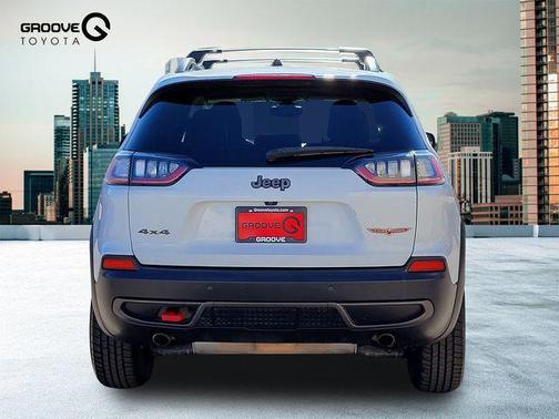 2020 Jeep Cherokee Trailhawk