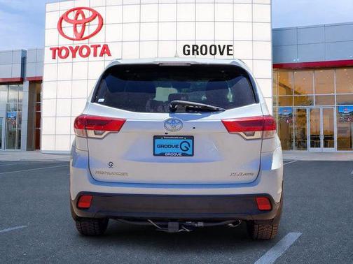 Blizzard Pearl 2018 Toyota Highlander XLE