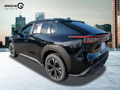 2025 Toyota bZ4X XLE